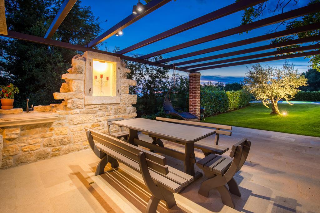 Villa Parenzana Višnjan Zewnętrze zdjęcie